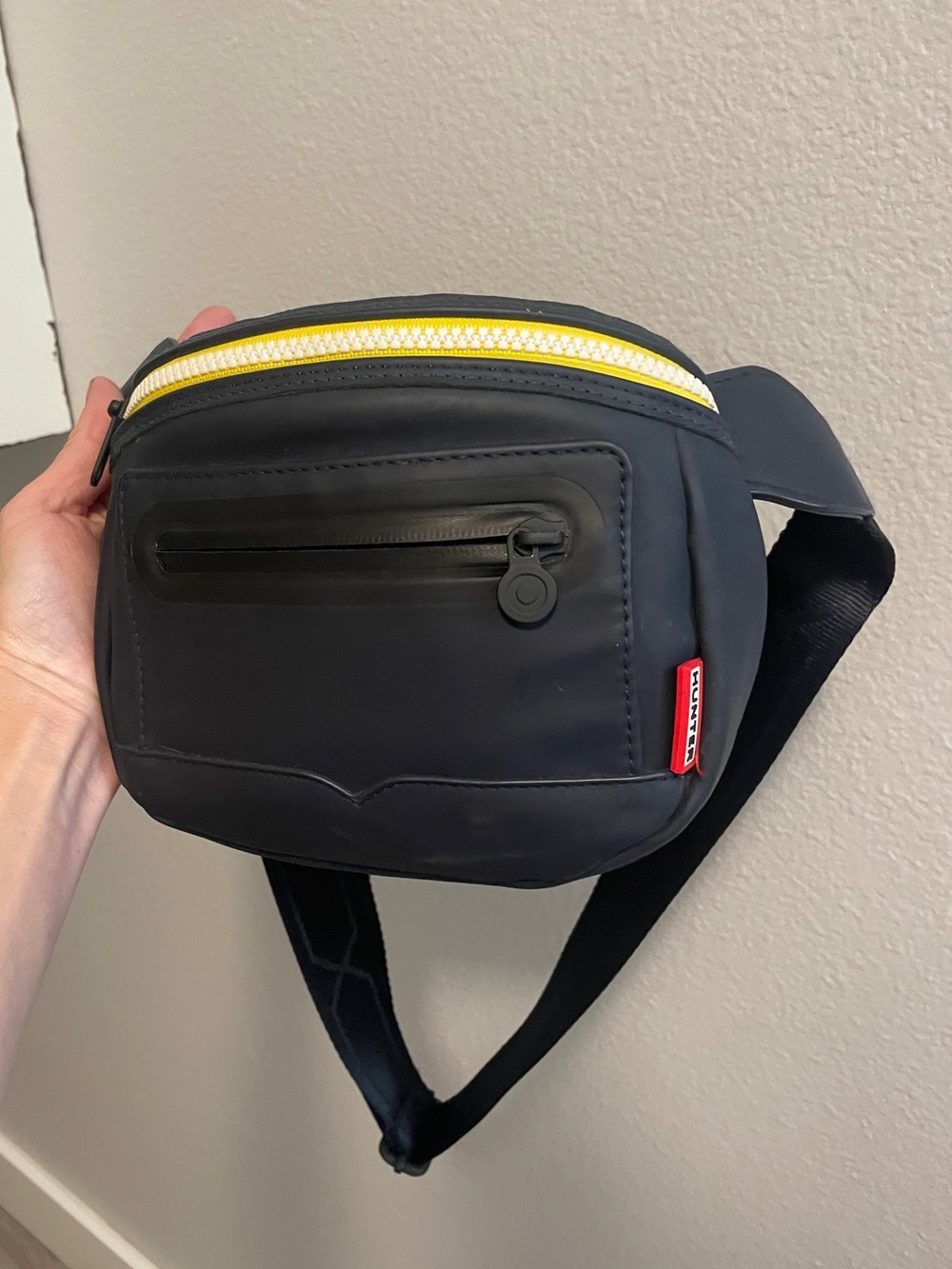 Hunter for Target Navy blue / Yellow Rubberized Waist Pack, Fanny, Belt Bag